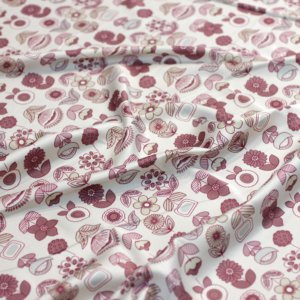 Ткань для халатов Армани шелк «Цветы сказка» цвет молочный